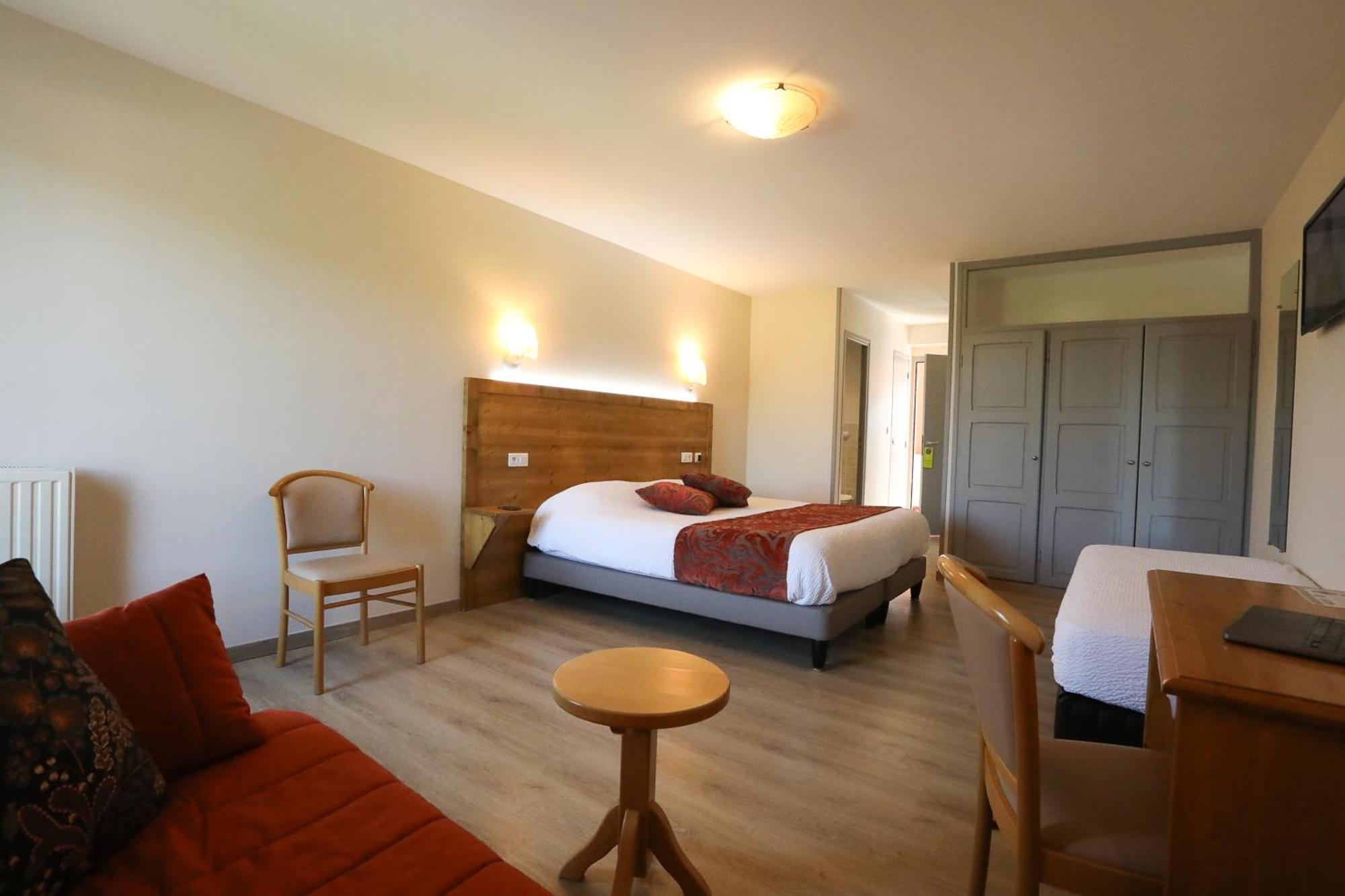 Logis Hotel Spa Restaurant Le Provence Lanarce エクステリア 写真