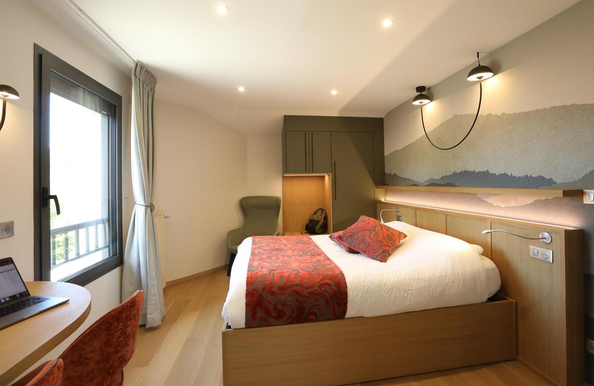 Logis Hotel Spa Restaurant Le Provence Lanarce エクステリア 写真