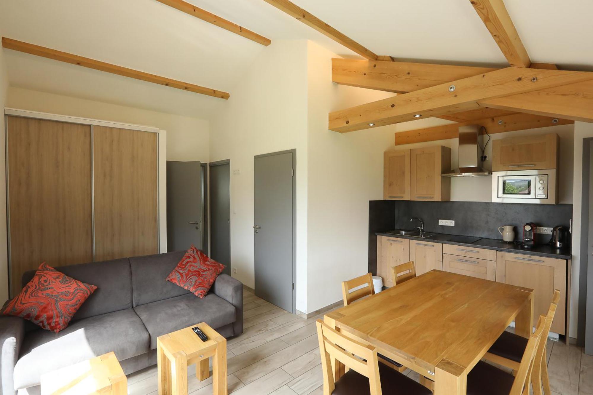 Logis Hotel Spa Restaurant Le Provence Lanarce エクステリア 写真