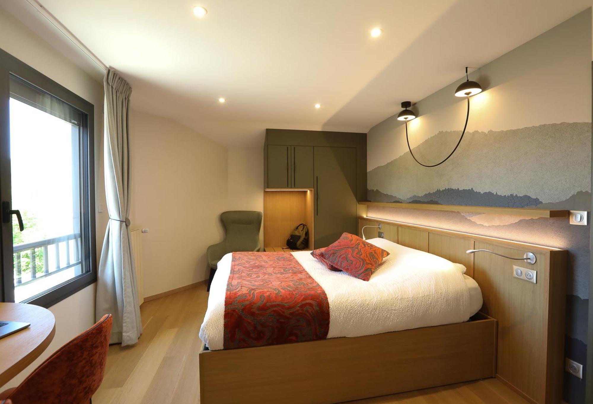 Logis Hotel Spa Restaurant Le Provence Lanarce エクステリア 写真
